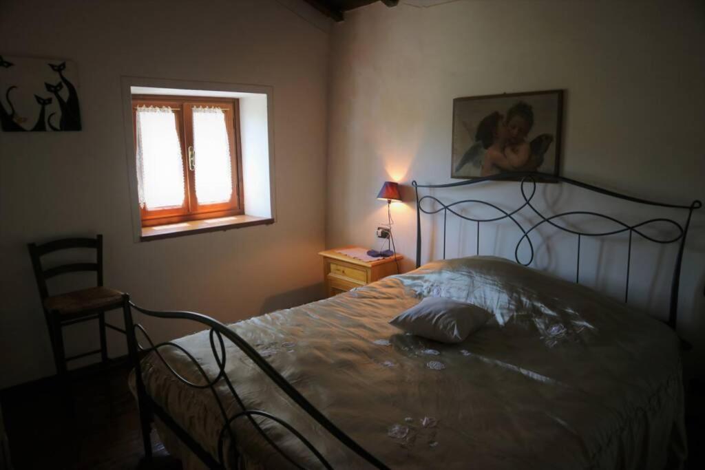 La Sala Vecchia - Lovely Tuscan Holiday House Badia Prataglia, Casentino Valley Chiusi della Verna Exterior photo